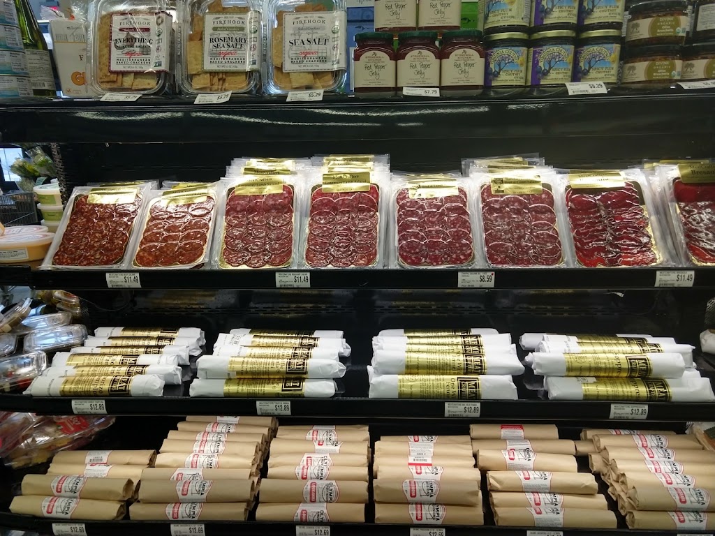 Lovettsville Co-op Market | restaurant | 11 Town Center Dr suite 150, Lovettsville, VA 20180, USA | 5405798070 OR +1 540-579-8070