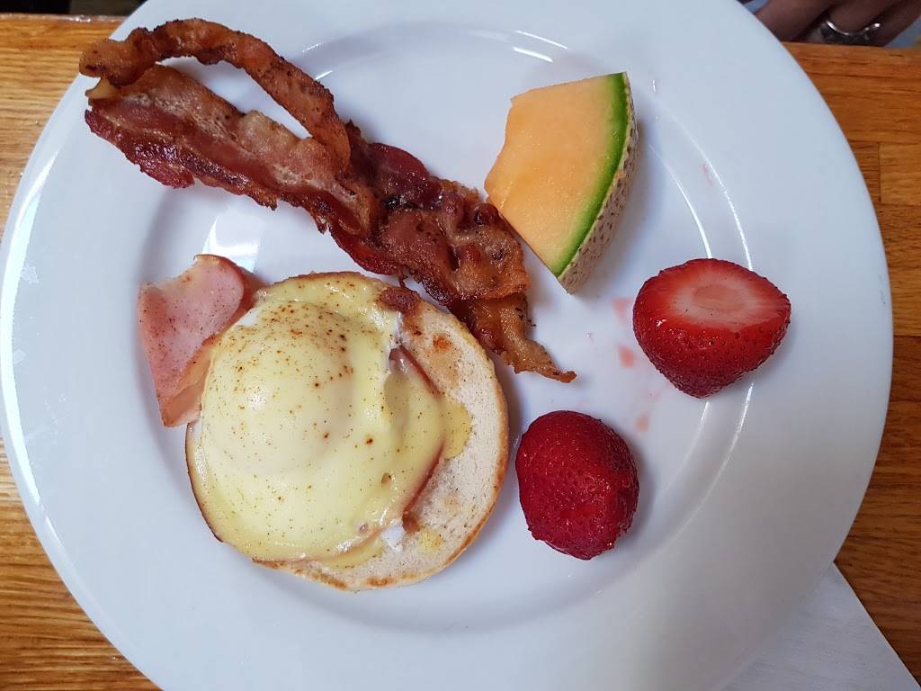 Charcoal Grill & Rotisserie | restaurant | 8300 Washington Ave, Mt Pleasant, WI 53406, USA | 2628849400 OR +1 262-884-9400