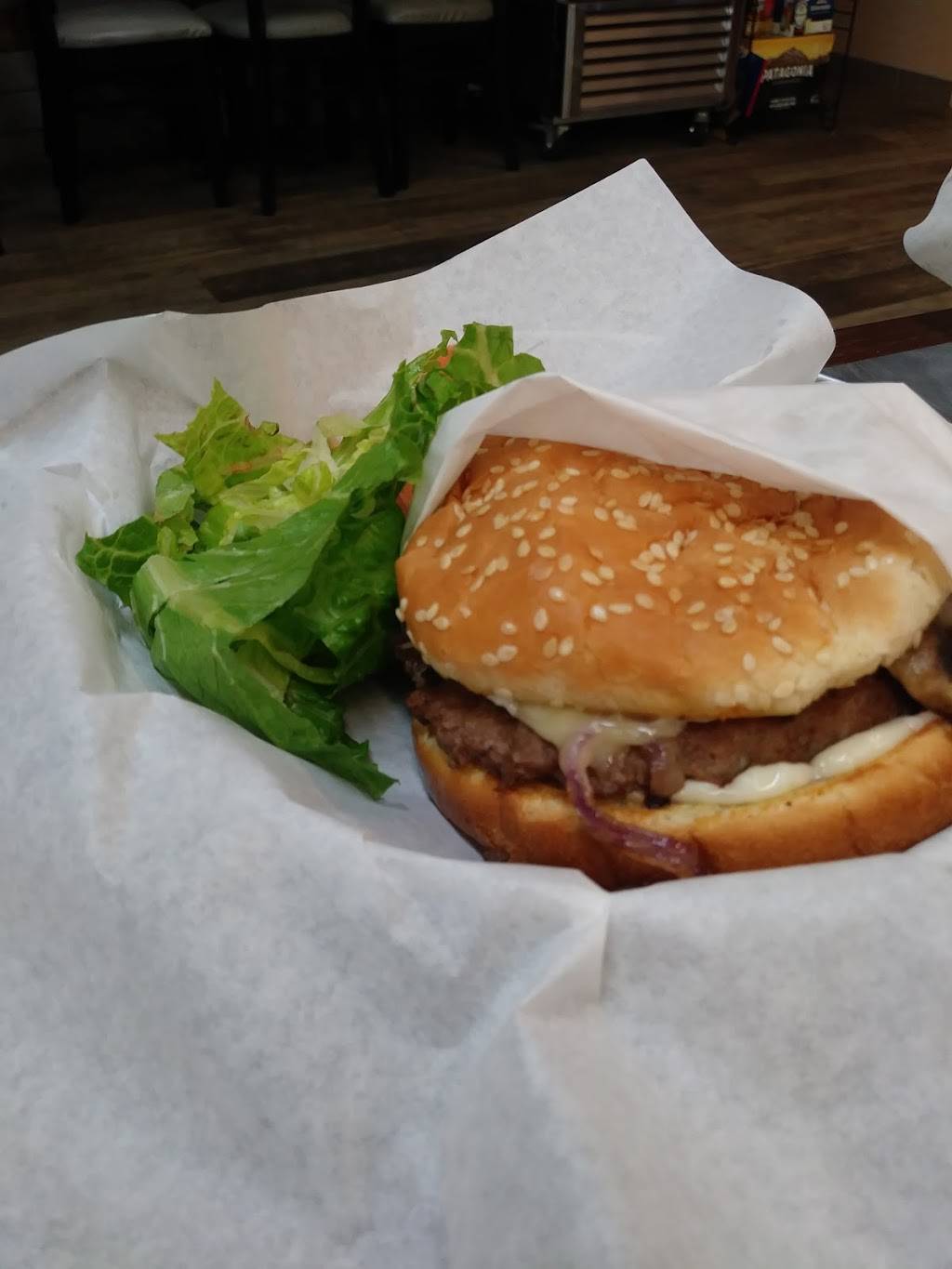 63rd Market & Grill | restaurant | 6300 NE St James Rd, Vancouver, WA 98663, USA | 3606936678 OR +1 360-693-6678