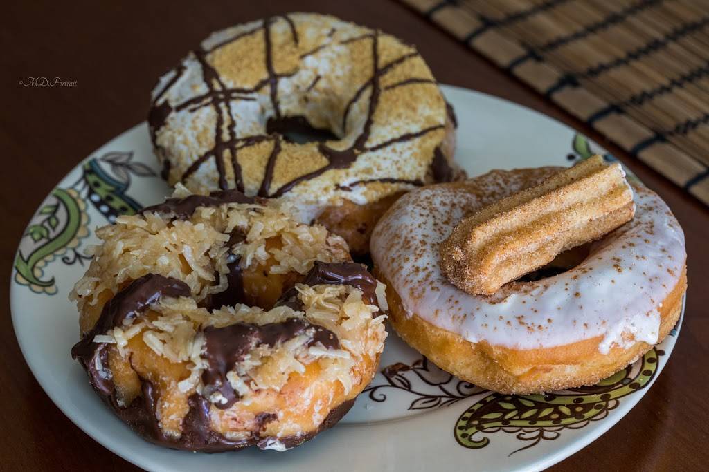 Glaze Doughnuts | bakery | 6545 S Fort Apache Rd #130, Las Vegas, NV 89148, USA | 7022462888 OR +1 702-246-2888