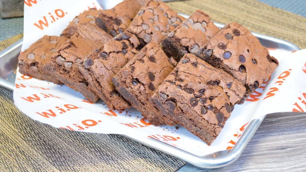 Wing It On! | restaurant | 7316 Louetta Rd B303, Spring, TX 77379, USA | 8326982415 OR +1 832-698-2415