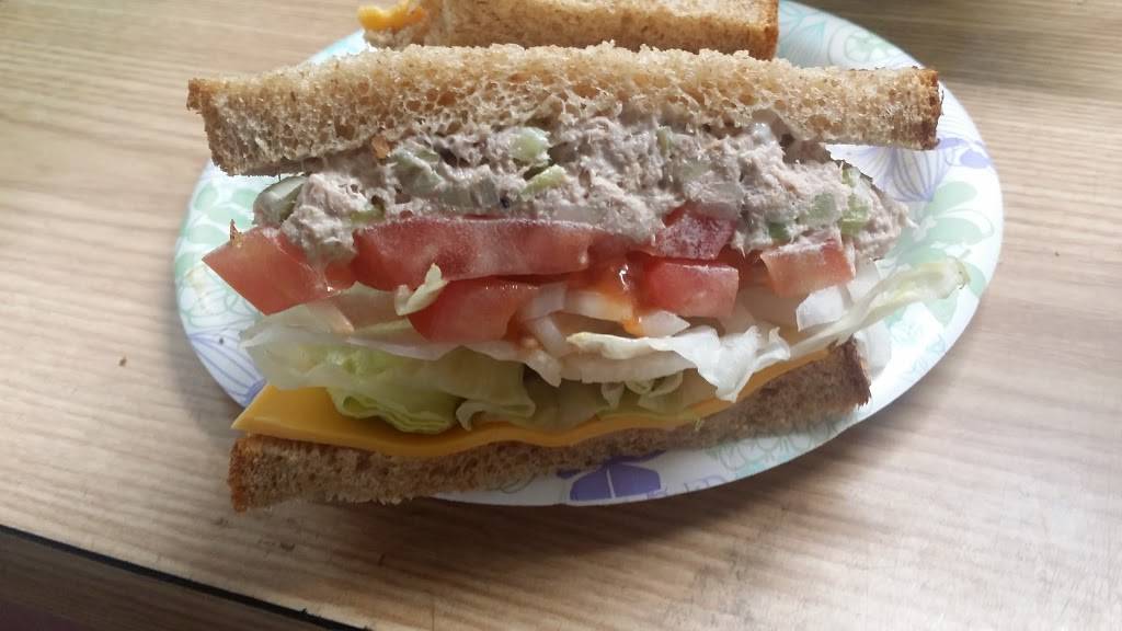 Hot Dog Depot | restaurant | 400 Ferry St, Martinez, CA 94553, USA | 9253727177 OR +1 925-372-7177