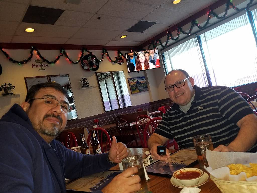 Acajutla Restaurant | restaurant | 18554 Woodfield Rd, Gaithersburg, MD 20879, USA | 3016701674 OR +1 301-670-1674