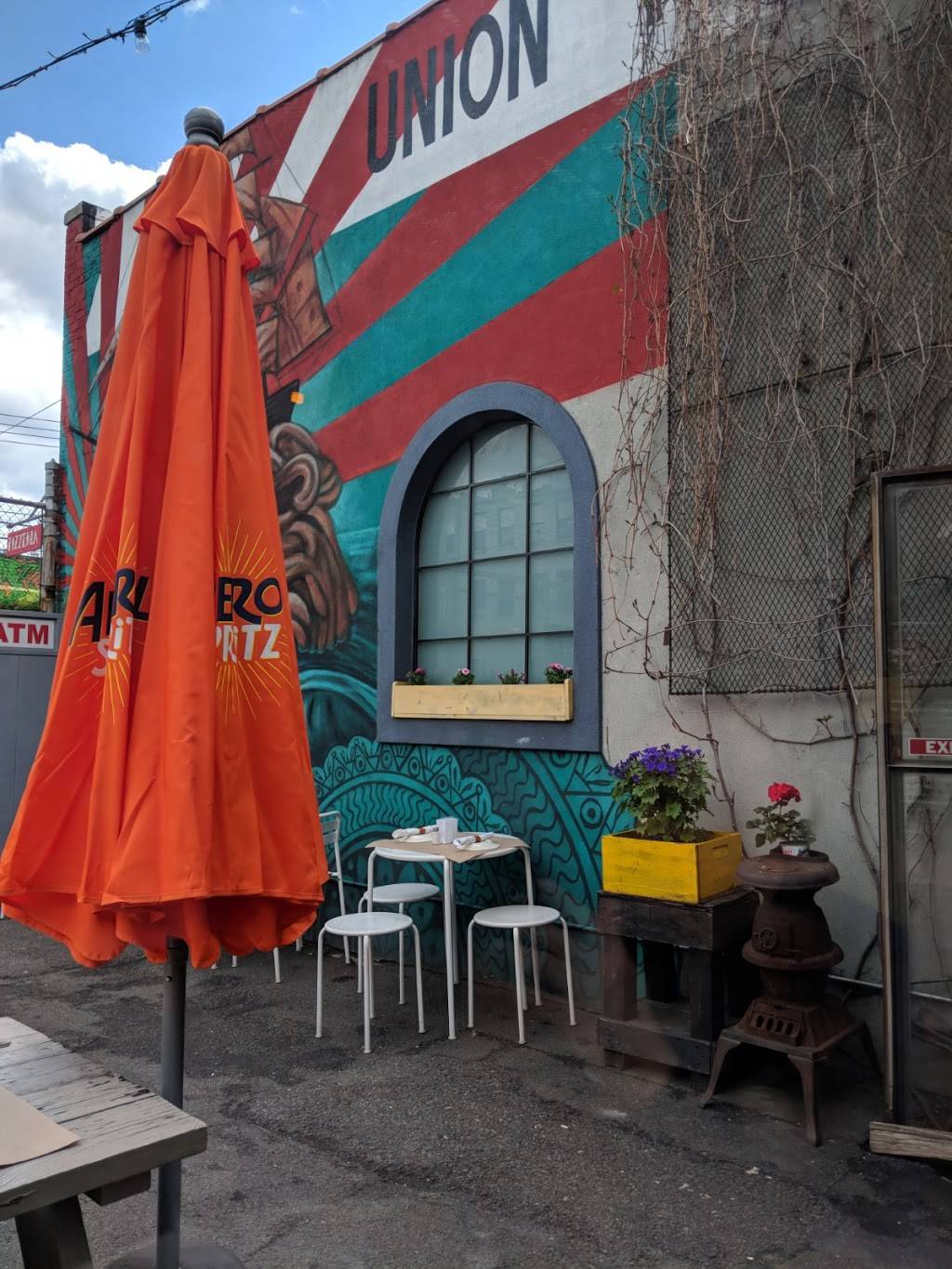 Union Pizza Works | restaurant | 423 Troutman St, Brooklyn, NY 11237, USA | 7186281927 OR +1 718-628-1927