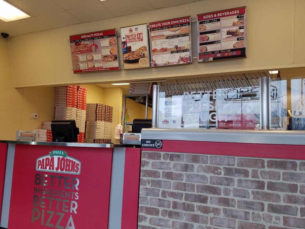 Papa Johns Pizza | restaurant | 45 Market Pl Dr Ste. 107, Rocky Mount, VA 24151, USA | 5404897272 OR +1 540-489-7272
