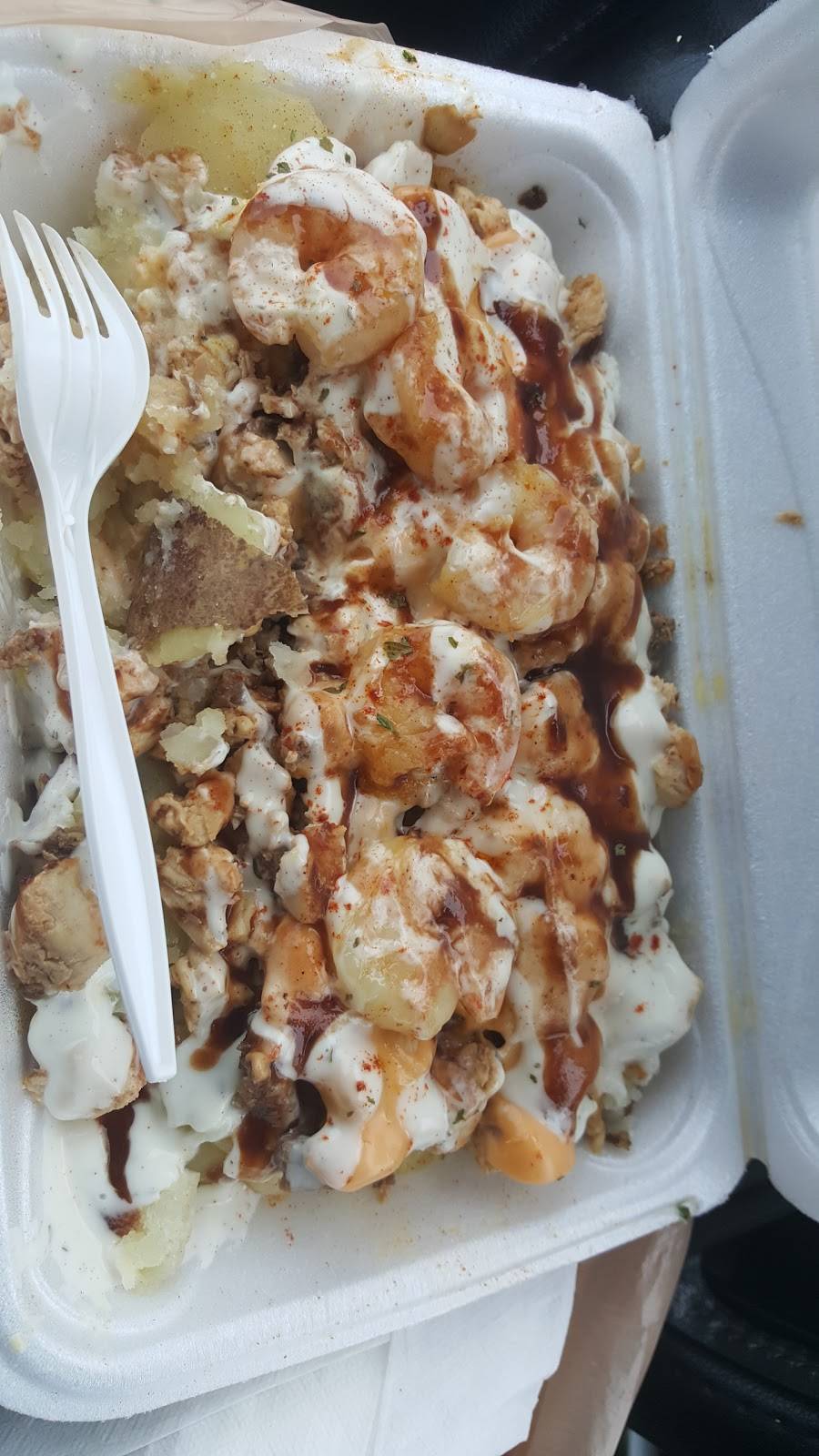 CMB Soul Food | restaurant | 12503 Union Ave, Cleveland, OH 44105, USA | 2167525402 OR +1 216-752-5402