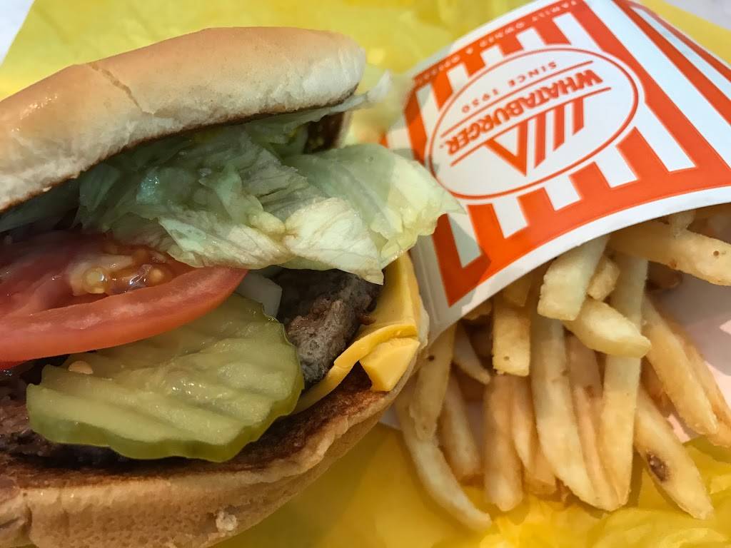 Whataburger | restaurant | 8008 Cedar Springs Road, Dallas, TX 75235, USA | 2146540914 OR +1 214-654-0914