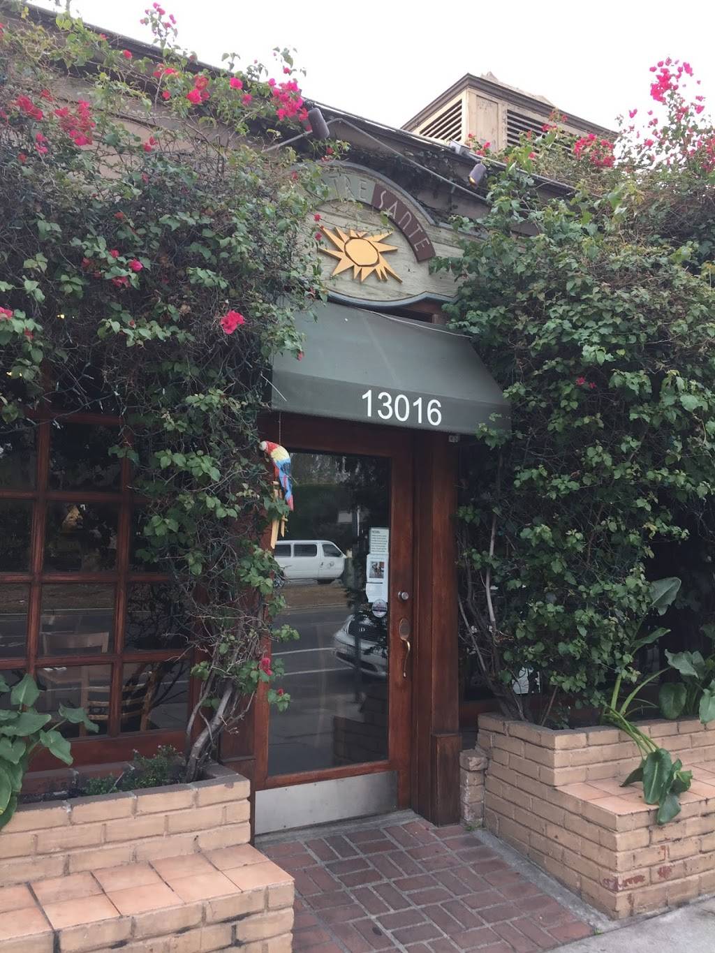 A Votre Santé | restaurant | 13016 San Vicente Blvd, Los Angeles, CA 90049, USA | 3104511813 OR +1 310-451-1813