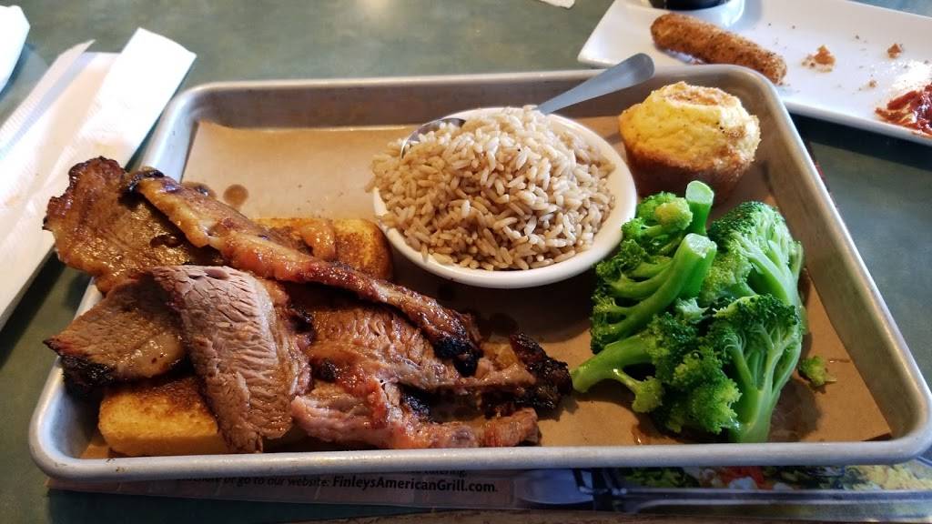 Finleys Grill & Smokehouse | restaurant | 5160 W Main St, Kalamazoo, MI 49009, USA | 2693424360 OR +1 269-342-4360