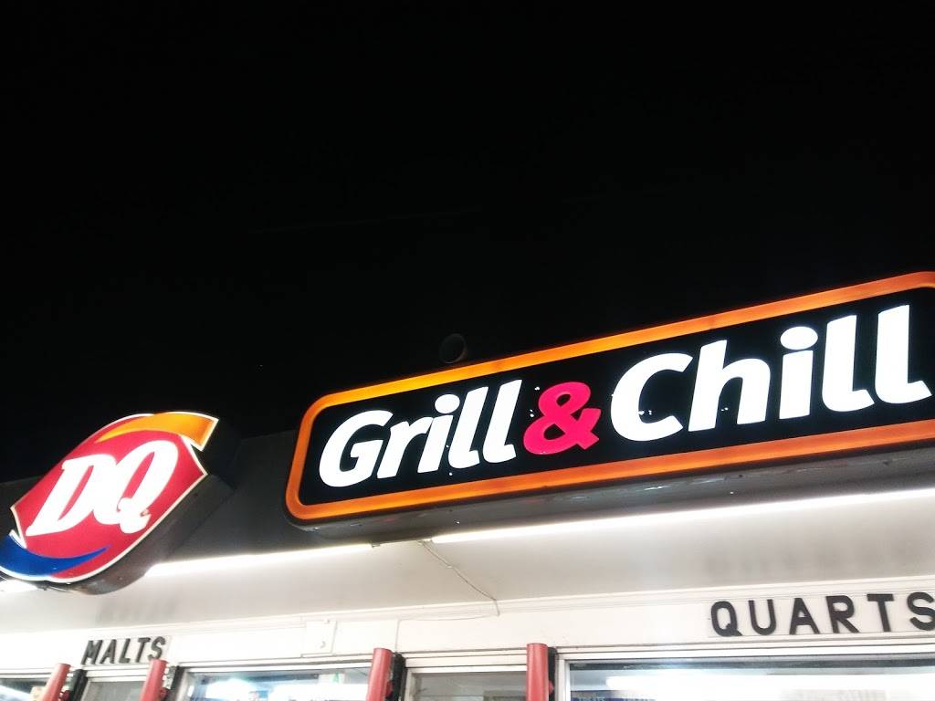 Dairy Queen | restaurant | 715 W Main St, Hoopeston, IL 60942, USA | 2172836721 OR +1 217-283-6721