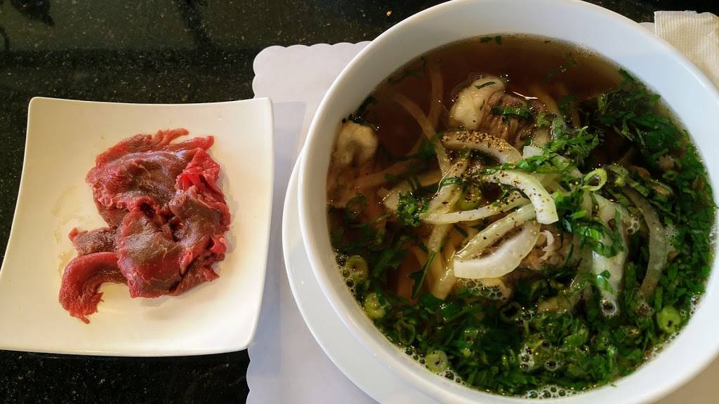 Phở Hoa Soan Bên Thềm Cũ | restaurant | 12111 Brookhurst St DE, Garden Grove, CA 92840, USA | 7146384886 OR +1 714-638-4886