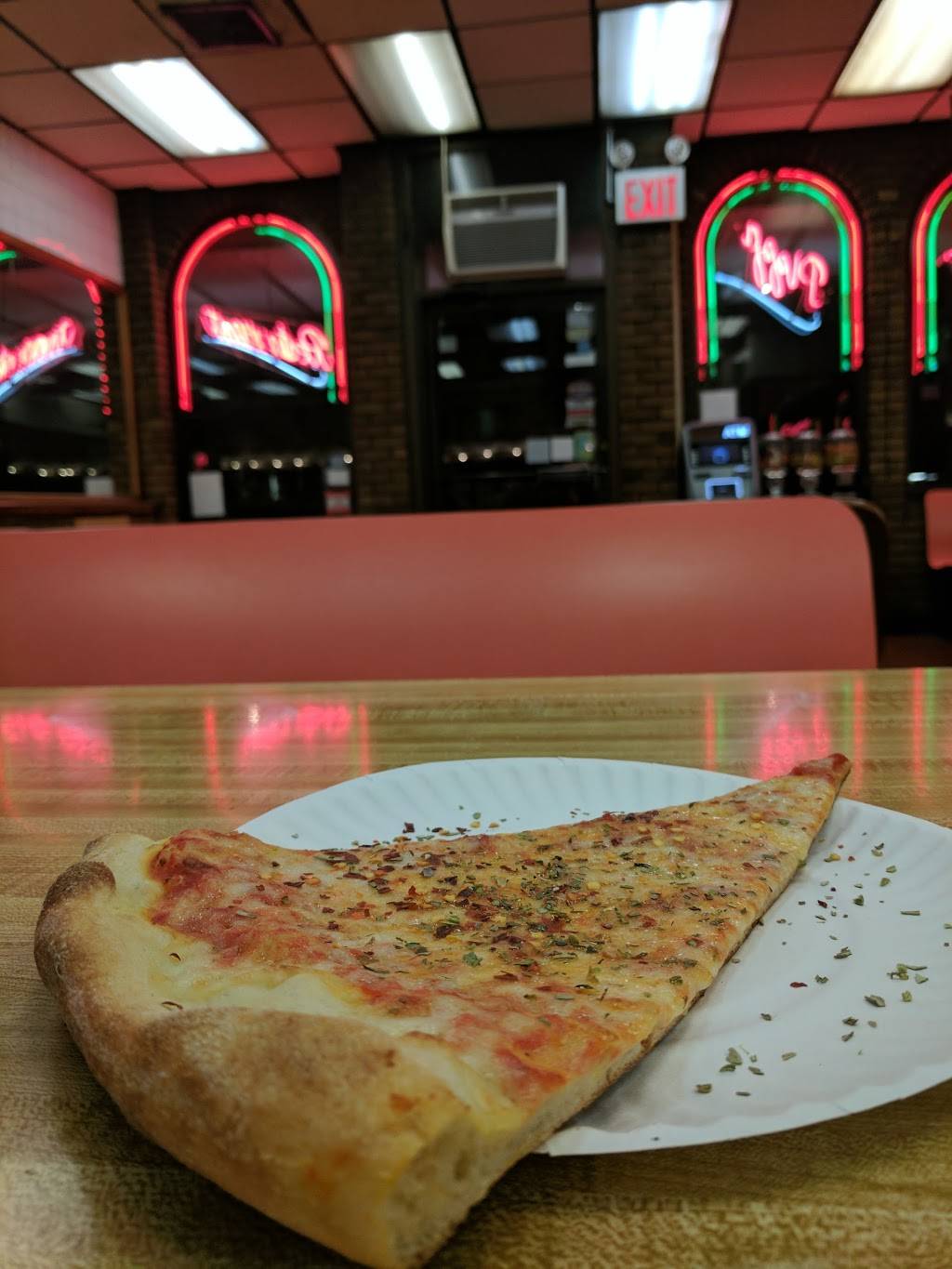 Pinos La Forchetta Pizza | meal delivery | 2660, 181 7th Ave, Brooklyn, NY 11215, USA | 7189654020 OR +1 718-965-4020