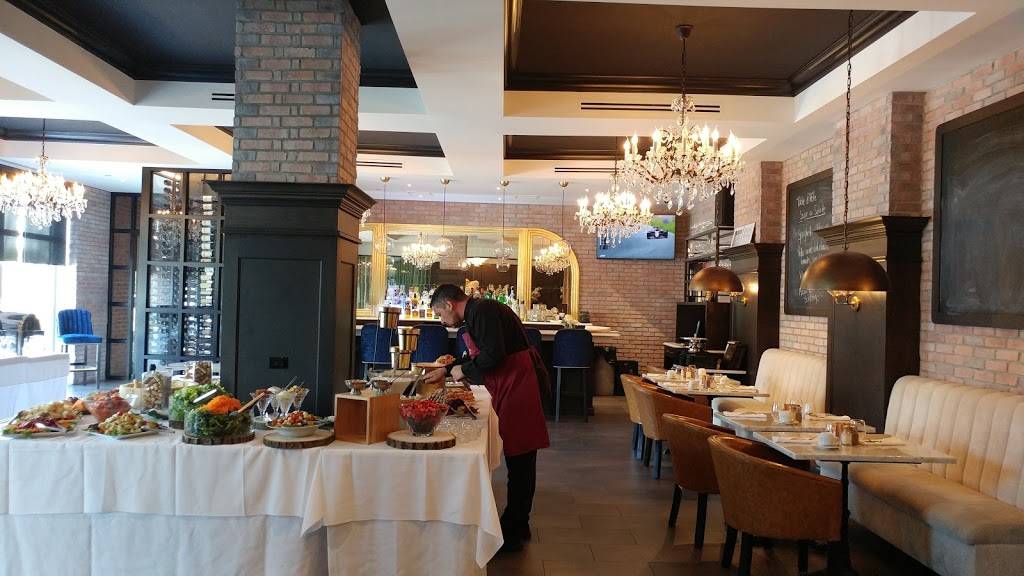 Bocci Restaurant | restaurant | 1756 Av Dollard, LaSalle, QC H8N 1T8, Canada | 5143656519 OR +1 514-365-6519