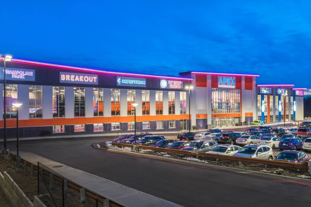 Apex Entertainment Marlborough | restaurant | 21 Apex Drive, Marlborough, MA 01752, USA | 5082518666 OR +1 508-251-8666