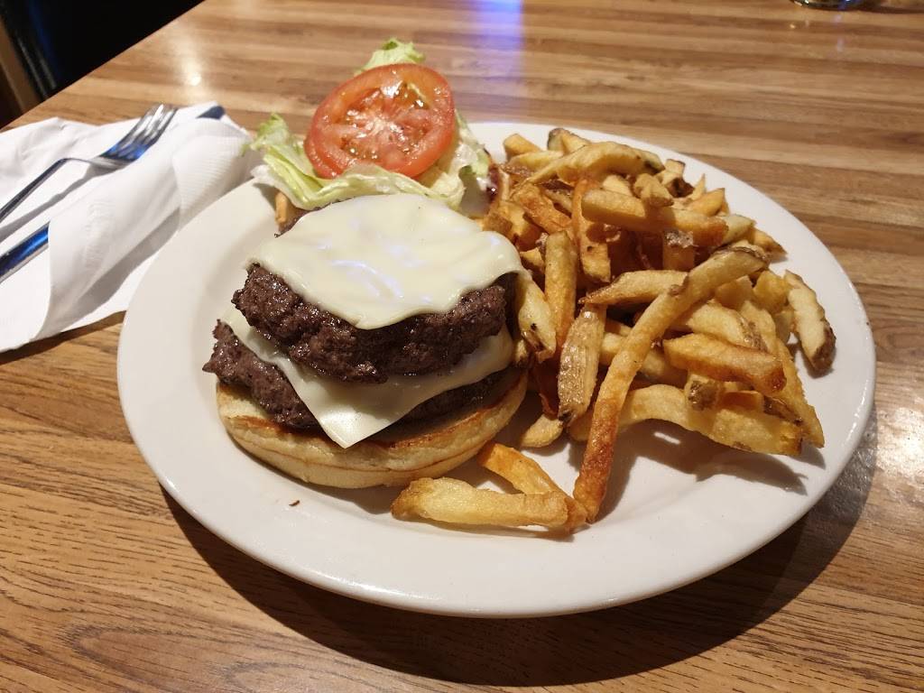 The Stratton Plaza | restaurant | 149 Main St, Stratton, ME 04982, USA | 2072462000 OR +1 207-246-2000