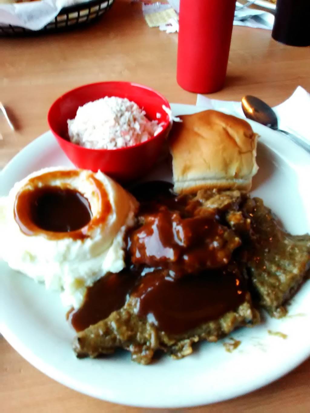 Dodsons On Broadway | restaurant | 313 W Broadway St, New Lexington, OH 43764, USA | 7403421100 OR +1 740-342-1100