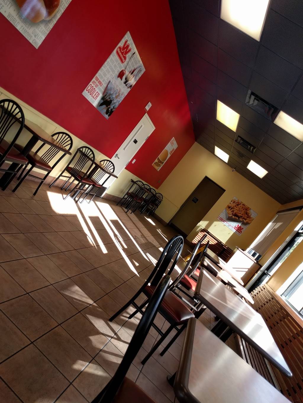 Wienerschnitzel | restaurant | 1708 Webster St, Alameda, CA 94501, USA | 5107691770 OR +1 510-769-1770