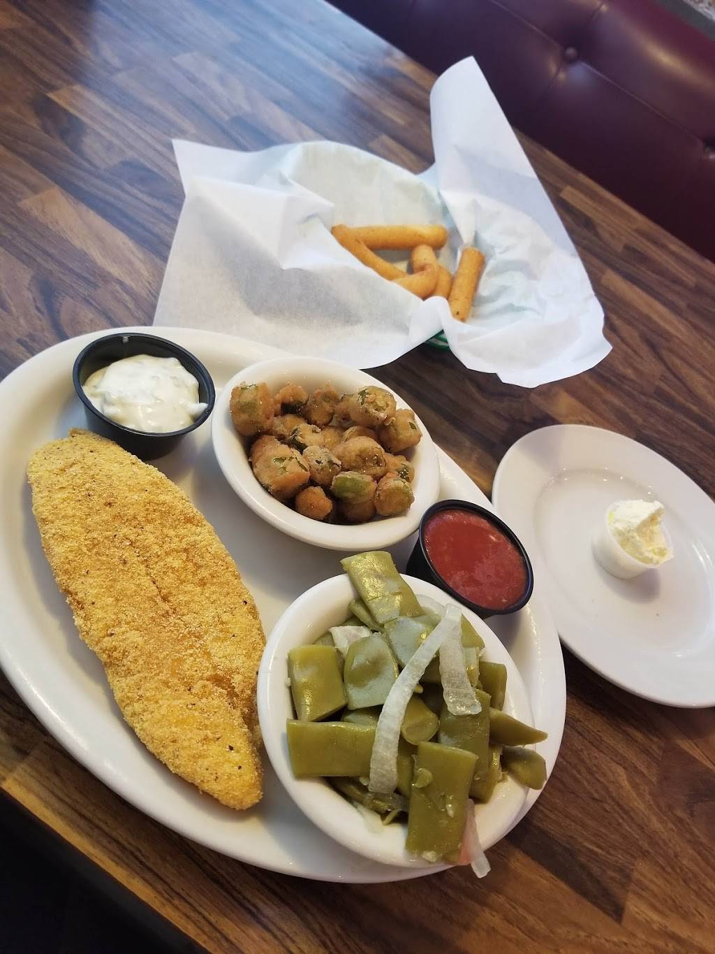 Catfish & Co | restaurant | 900 Airport Fwy #110, Hurst, TX 76054, USA | 8175813912 OR +1 817-581-3912