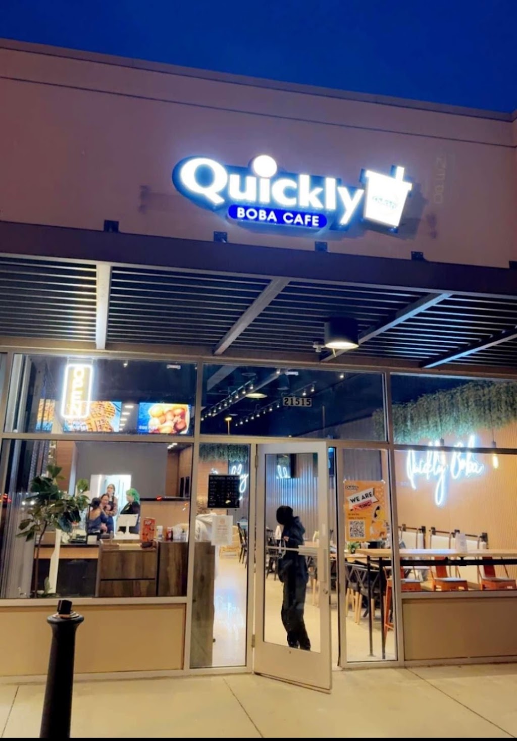 Quickly Boba Cafe | cafe | 21515 21 Mile Rd, Macomb, MI 48044, USA | 5862991133 OR +1 586-299-1133