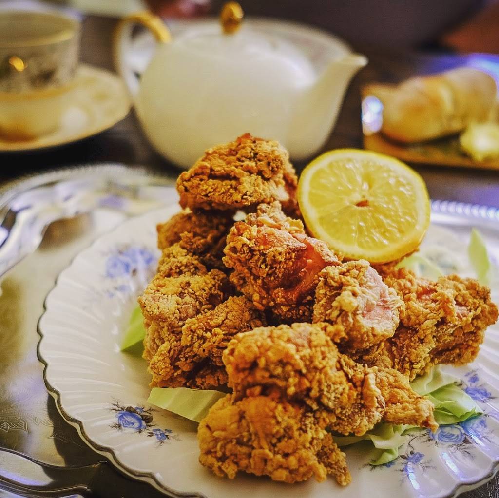 Isabellas Boutique Restaurant | restaurant | 2066 Queen St E, Toronto, ON M4E 1C9, Canada | 4166995050 OR +1 416-699-5050