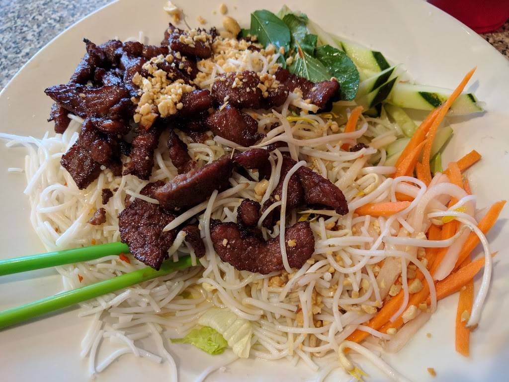 Pho Saigon | restaurant | 2946 Poplar Ave, Memphis, TN 38111, USA | 9014581644 OR +1 901-458-1644