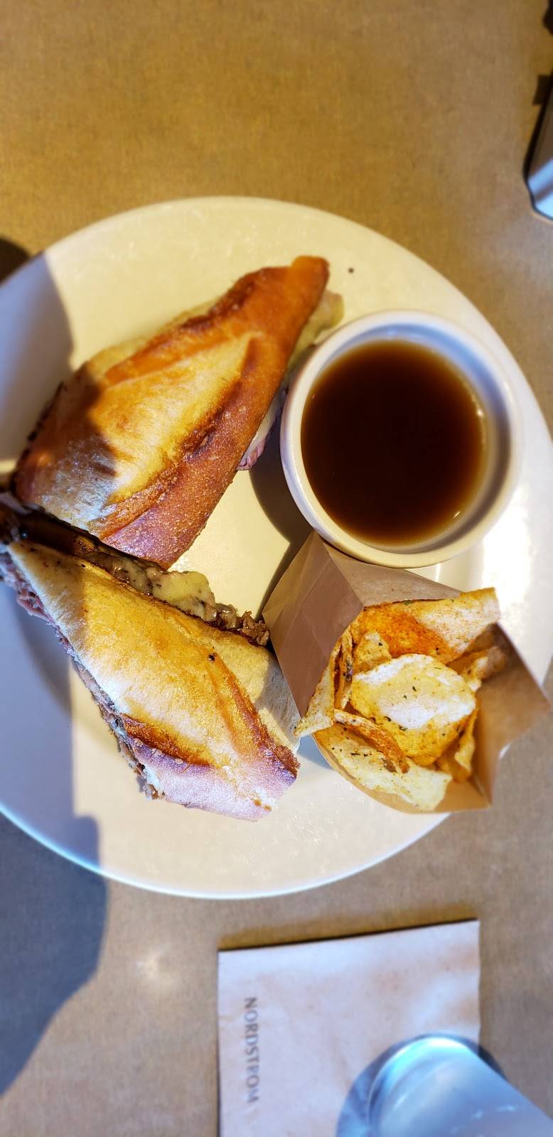 Marketplace Cafe | restaurant | 270 E Via Rancho Pkwy, Escondido, CA 92025, USA | 7607400170 OR +1 760-740-0170