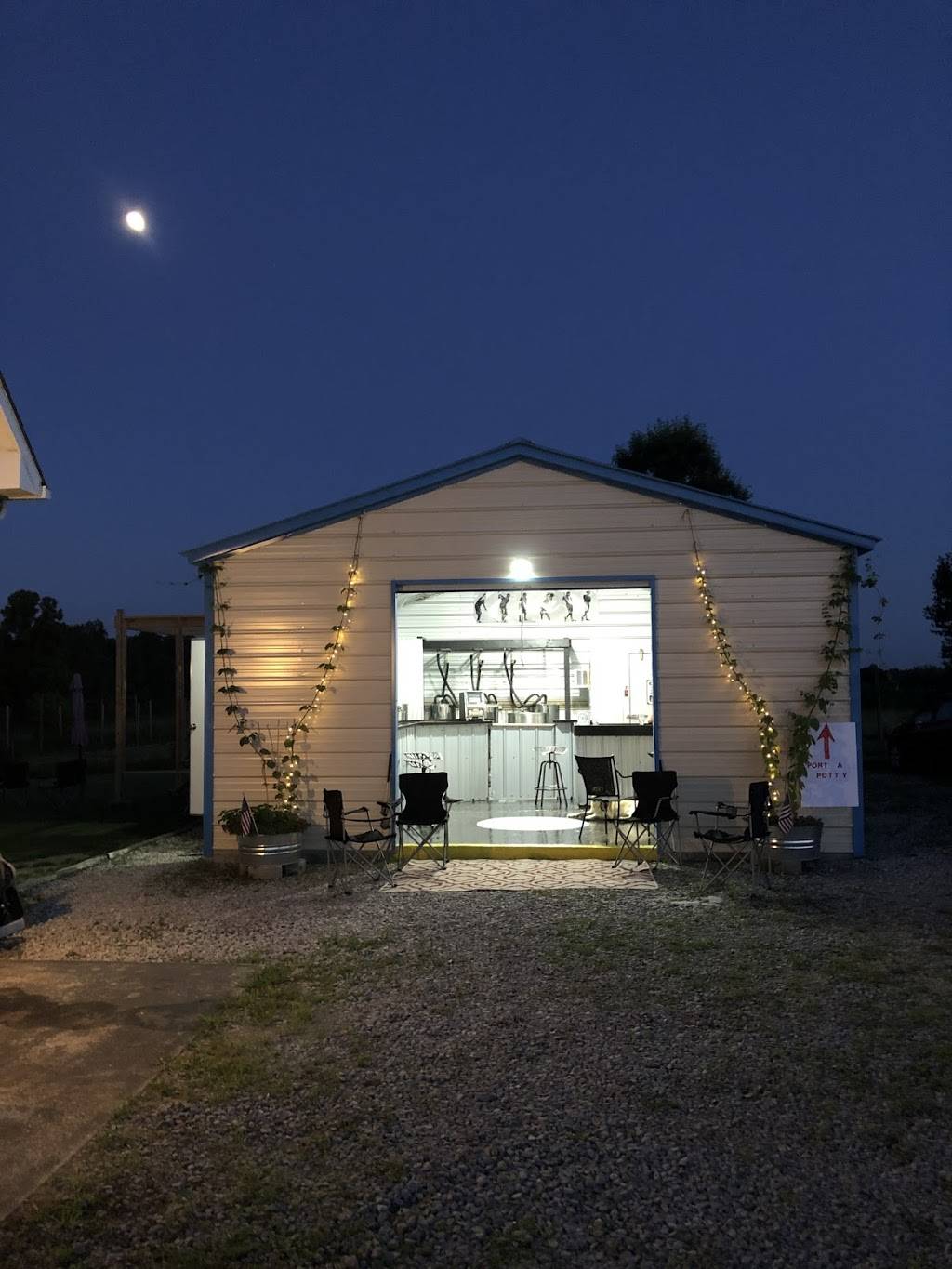 Swing On Brewing Company | restaurant | 3664 Potato Farm Rd, Crossville, TN 38571, USA | 9317876278 OR +1 931-787-6278