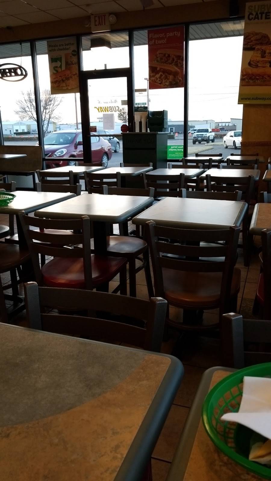 Subway | restaurant | 116 W Agency Rd, West Burlington, IA 52655, USA | 3197532200 OR +1 319-753-2200