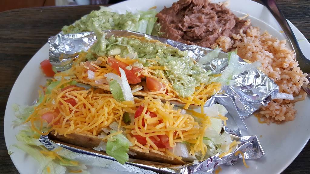 Ric-Ron Taco House | restaurant | 346 E Mitchell St, San Antonio, TX 78210, USA | 2107018555 OR +1 210-701-8555