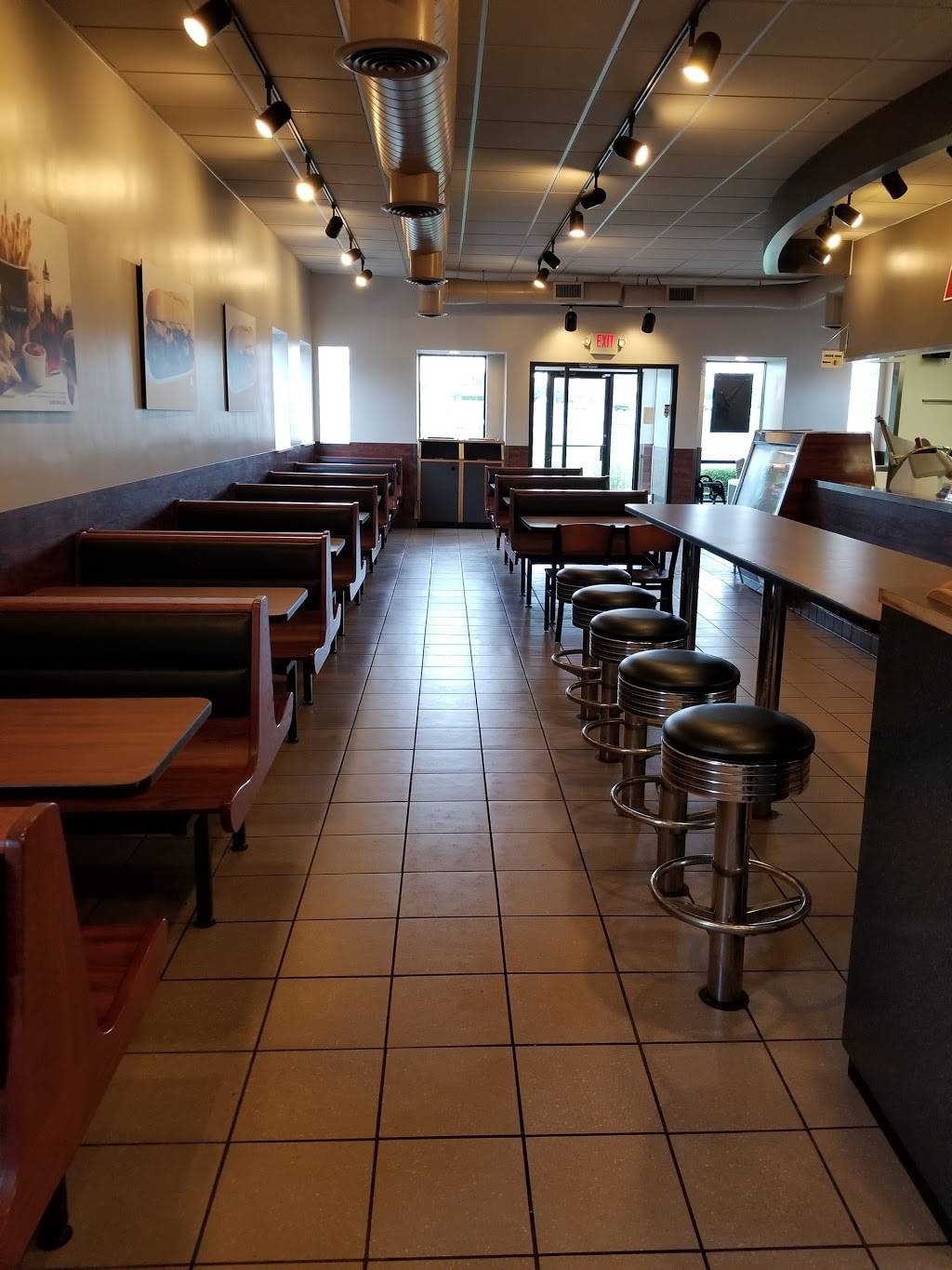 Penn Station East Coast Subs | restaurant | 3713, 304, Brighton Park Blvd, Frankfort, KY 40601, USA | 5026958007 OR +1 502-695-8007