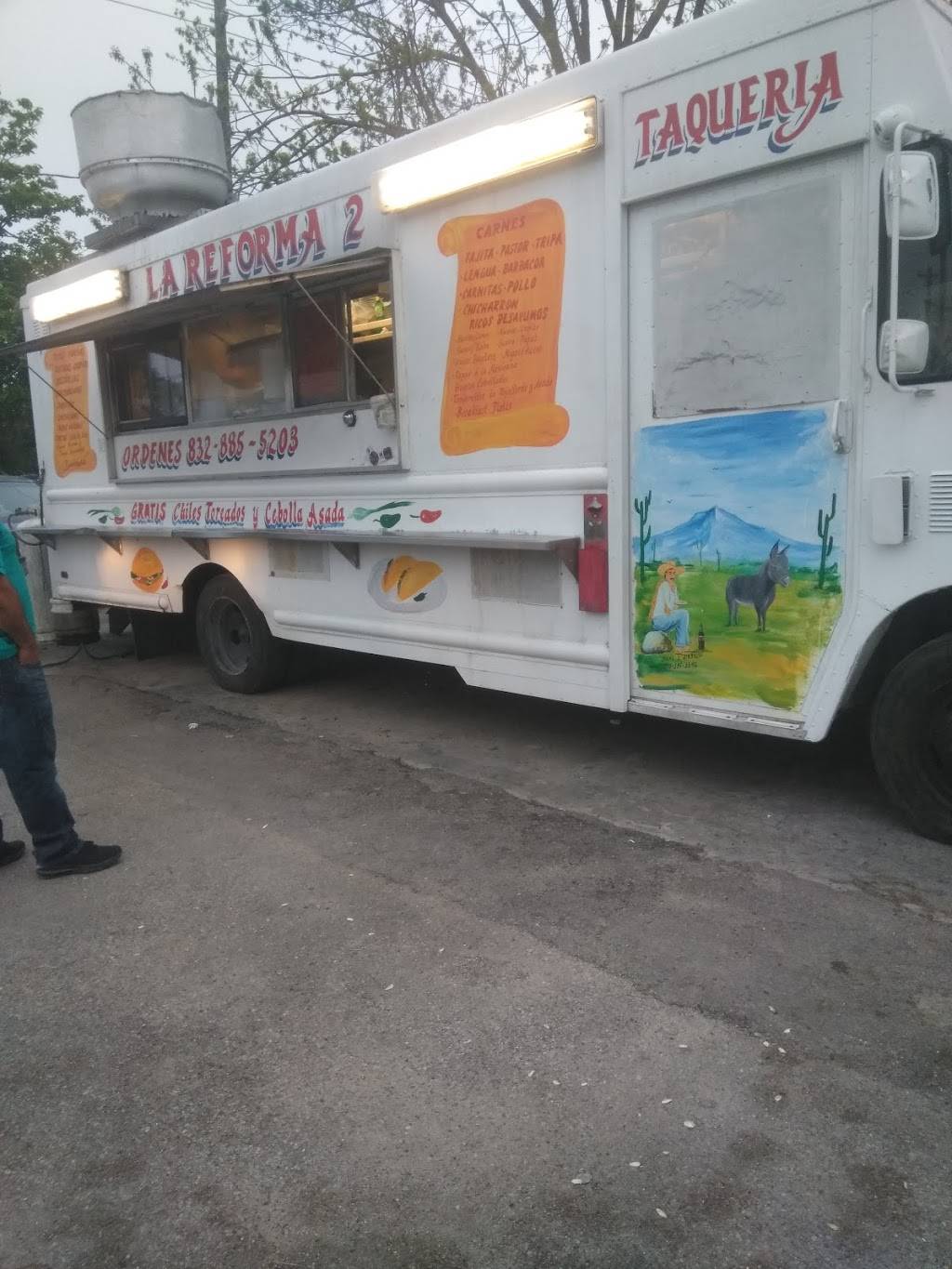 La Reforma Taqueria - Taco Stand | restaurant | # a, 620 Little York Rd, Houston, TX 77076, USA | 8328855203 OR +1 832-885-5203