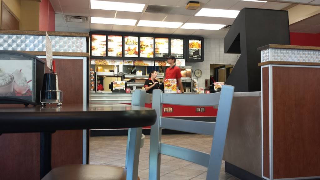 Hardees | restaurant | 3992 S Babcock St, Melbourne, FL 32901, USA | 3216764740 OR +1 321-676-4740