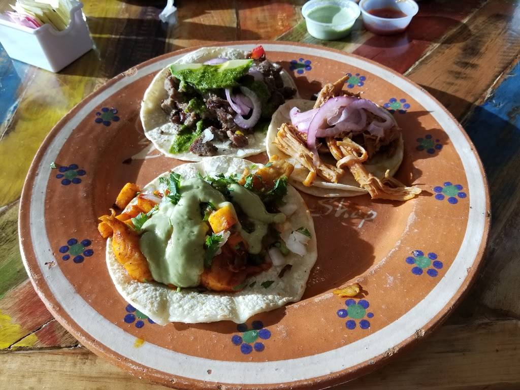 La Santisima | restaurant | 1919 N 16th St, Phoenix, AZ 85006, USA | 6022546330 OR +1 602-254-6330