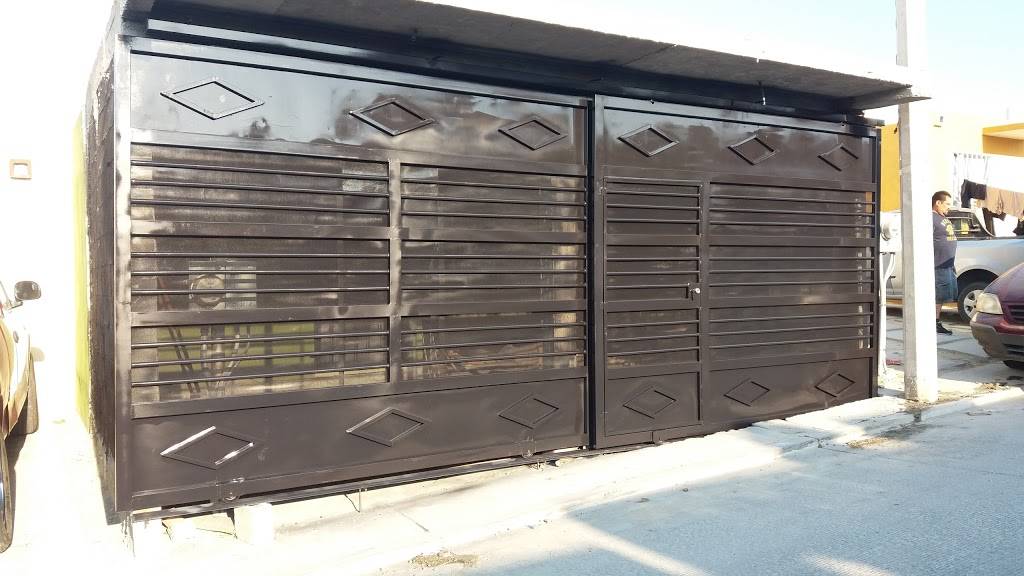 LOS HUARACHINES | restaurant | LOC 3, Las Víboras 11536, Terrazas de la Presa Sección Vistas, 22125 Tijuana, B.C., Mexico | 016645034717 OR +52 664 503 4717