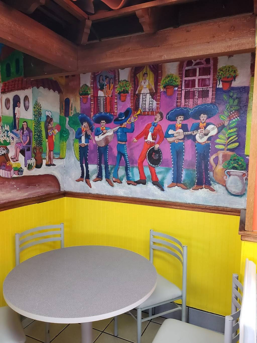 Federicos Mexican Food | restaurant | 1621 E Van Buren St, Phoenix, AZ 85034, USA | 6022541650 OR +1 602-254-1650