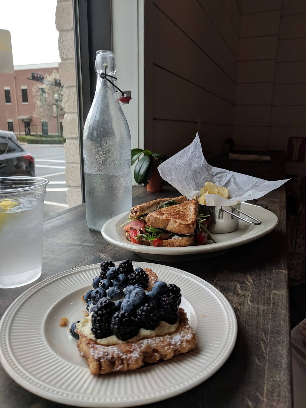 FLOUR-ISH | restaurant | Moreland Professional Building, 406 N Thompson St, Conroe, TX 77301, USA | 9365211007 OR +1 936-521-1007