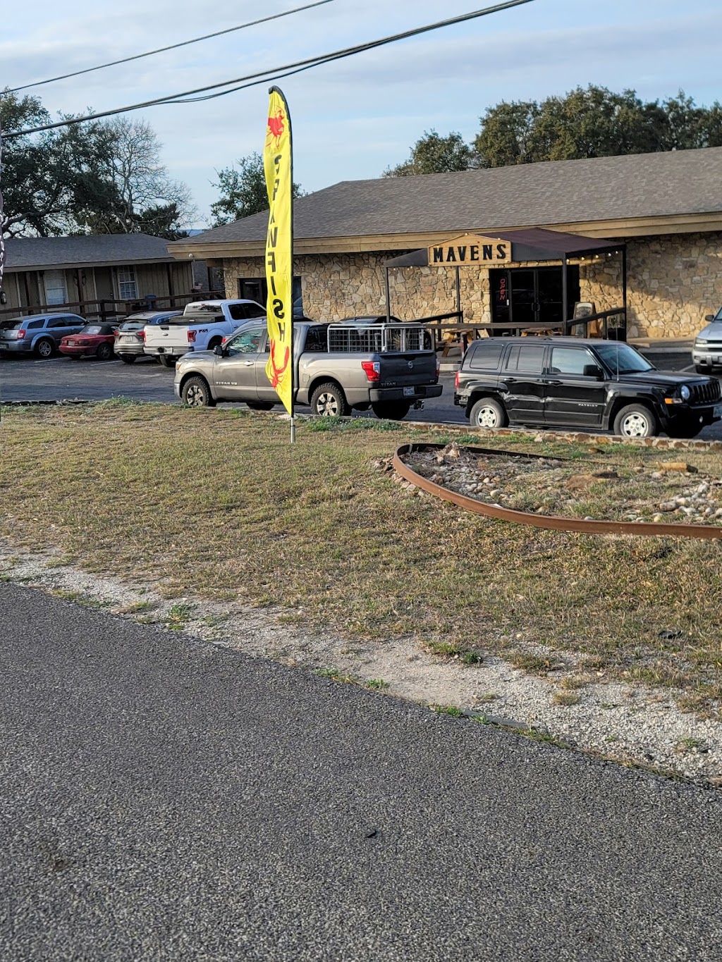 Roux Babys Crawfish&Seafood | restaurant | 183 Maverick, New Braunfels, TX 78132, USA | 8324212952 OR +1 832-421-2952