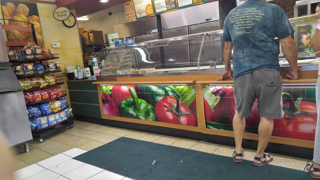 Subway Restaurants | restaurant | 2802 South US 1, Fort Pierce, FL 34950, USA | 7724655578 OR +1 772-465-5578