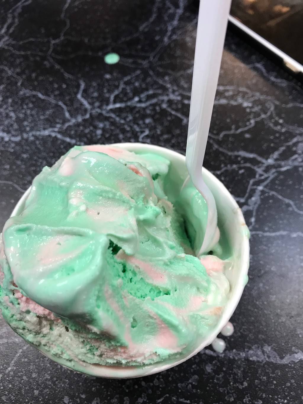 Cold Stone Creamery | bakery | 3301 N Litchfield Rd Ste 400, Goodyear, AZ 85338, USA | 6239357878 OR +1 623-935-7878