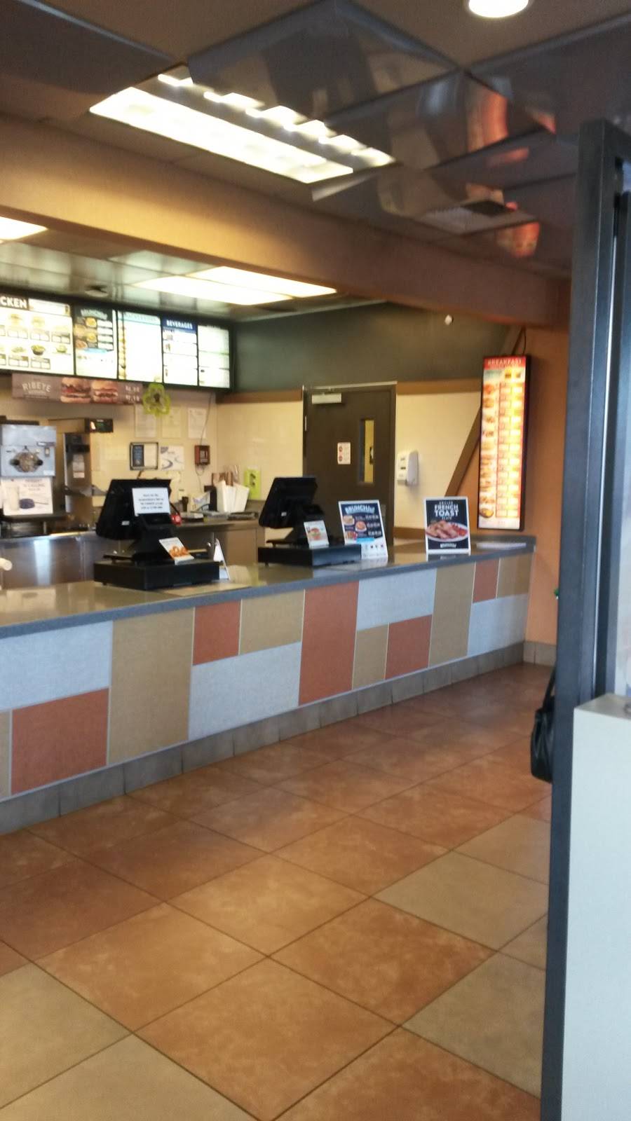 Jack in the Box | restaurant | 8100 Greenback Ln, Fair Oaks, CA 95628, USA | 9167235947 OR +1 916-723-5947