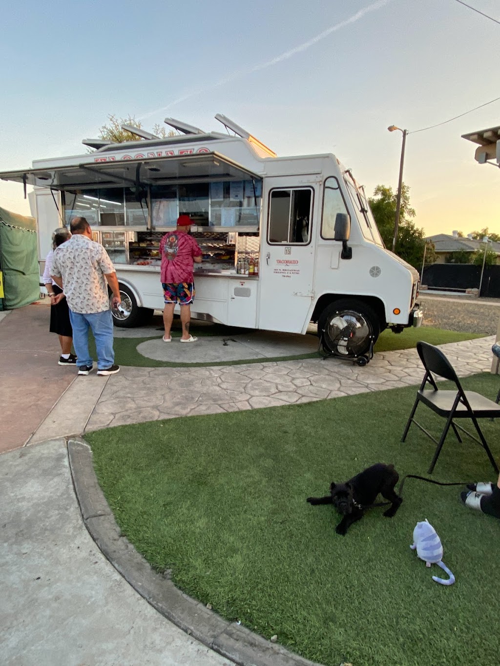 TACONAZO | restaurant | 433 N Clovis Ave, Fresno, CA 93727, USA | 5597900961 OR +1 559-790-0961