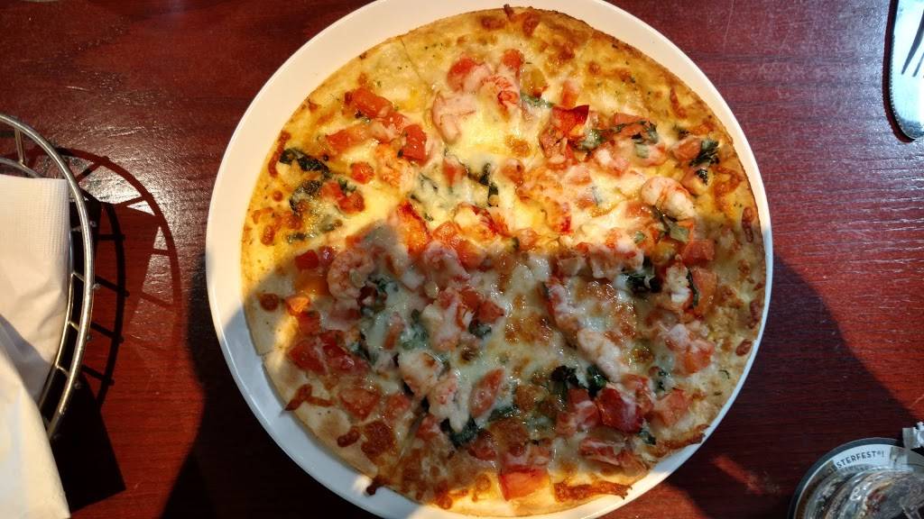 Red Lobster | restaurant | 309 Rocky Run Pkwy, Talleyville, DE 19803, USA | 3024795582 OR +1 302-479-5582