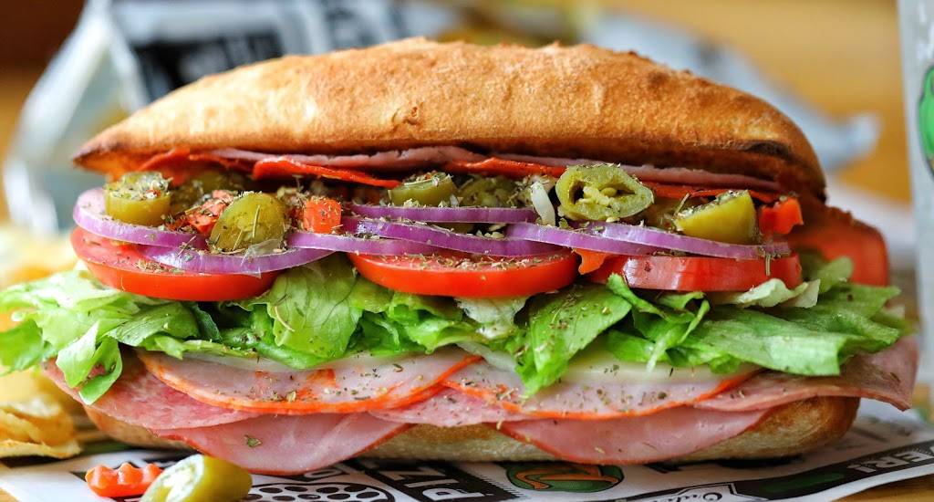 Picklemans | restaurant | 2204 S Promenade Blvd Suite 3, Rogers, AR 72758, USA | 4792391111 OR +1 479-239-1111