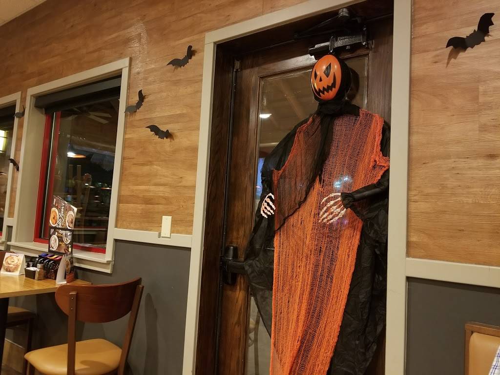 IHOP | restaurant | 389 S Wadsworth Blvd, Lakewood, CO 80226, USA | 7209740757 OR +1 720-974-0757