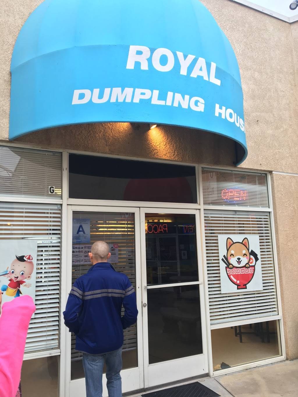 Royal Dumplings House | restaurant | 1689 Kendall Dr suite g, San Bernardino, CA 92407, USA | 9098800829 OR +1 909-880-0829