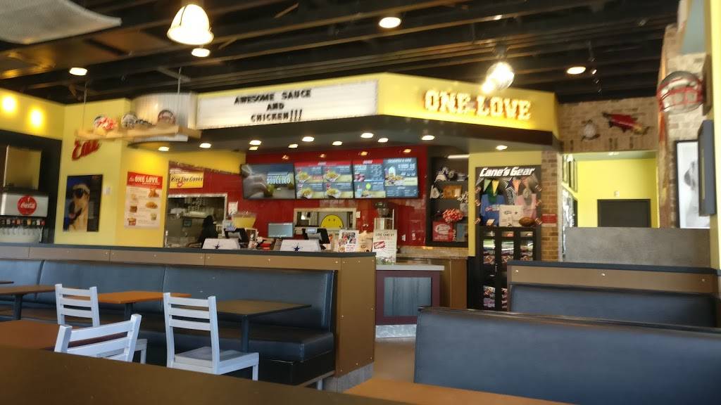 Raising Canes Chicken Fingers | meal takeaway | 7345 Gaston Ave, Dallas, TX 75214, USA | 2143213220 OR +1 214-321-3220