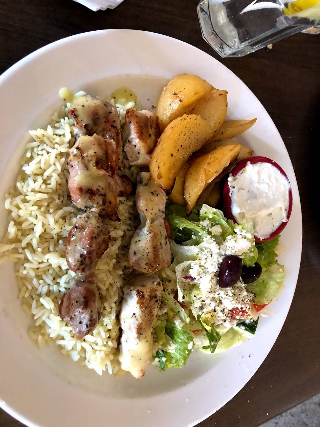 Olympia Restaurant Cafe & Bar | restaurant | 106 Kent St W, Lindsay, ON K9V 2Y4, Canada | 7053281444 OR +1 705-328-1444