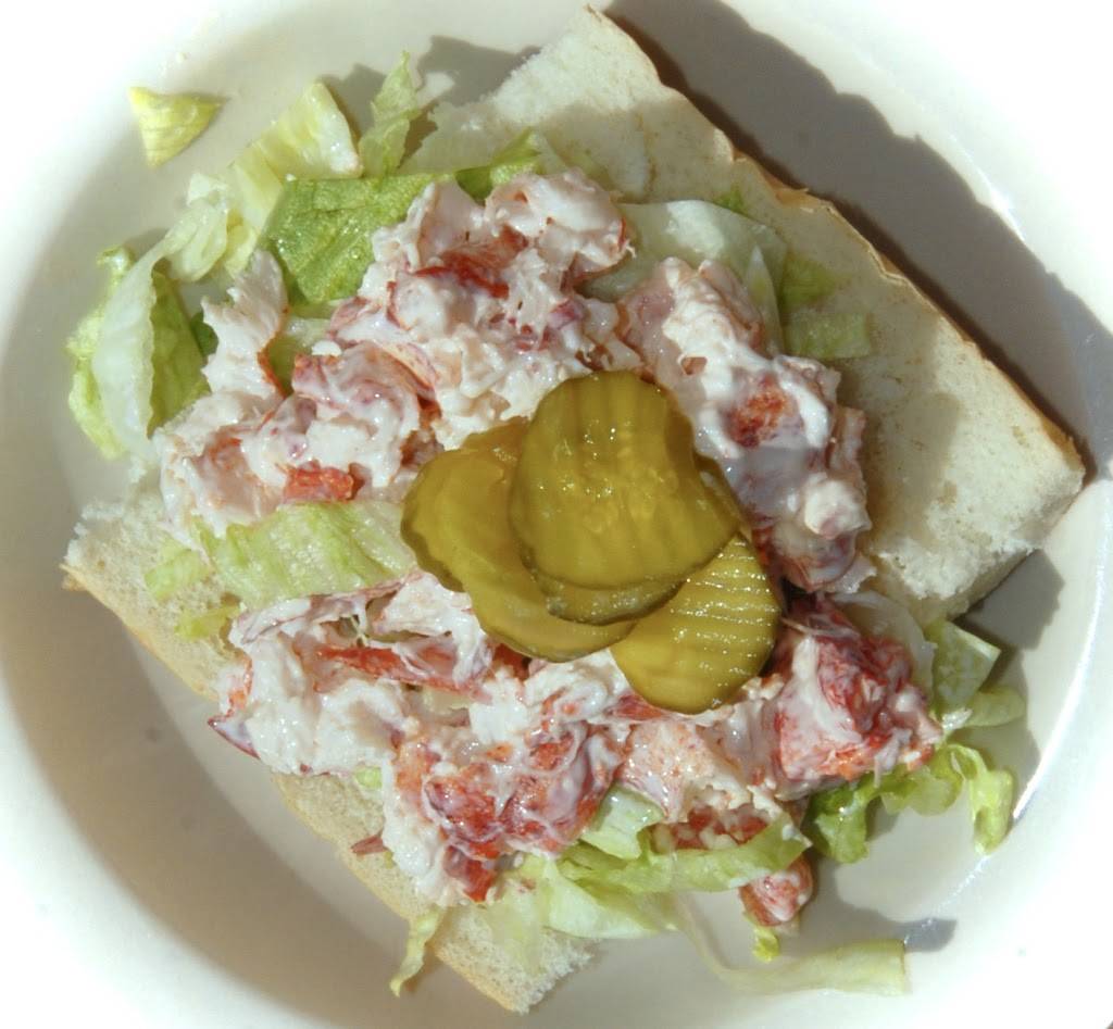 Castine Variety | restaurant | Main St, Castine, ME 04421, USA | 2073269920 OR +1 207-326-9920