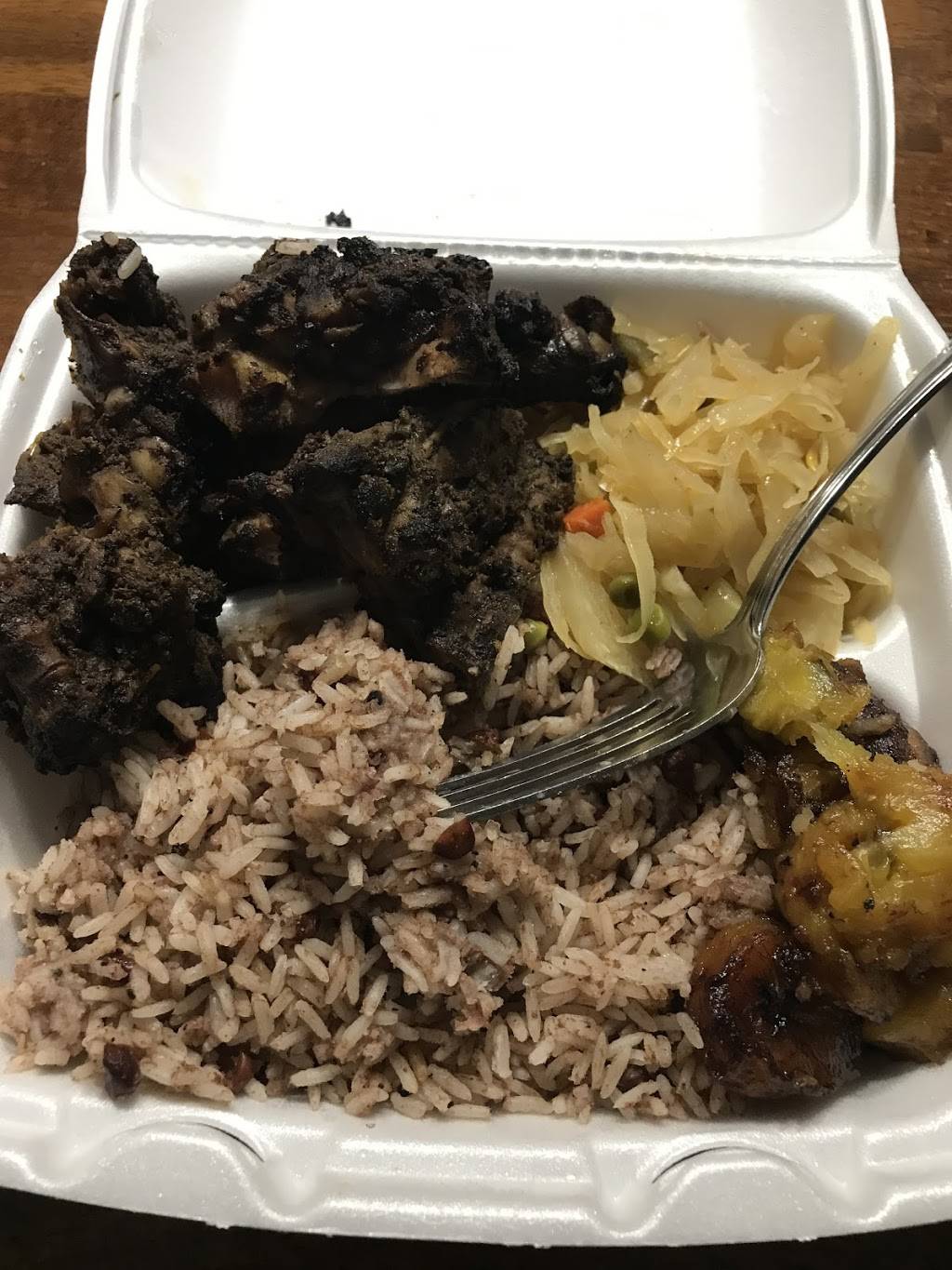 Jamaica Bites Restaurant | restaurant | 11478 US-70 BUS, Clayton, NC 27520, USA | 9192431240 OR +1 919-243-1240