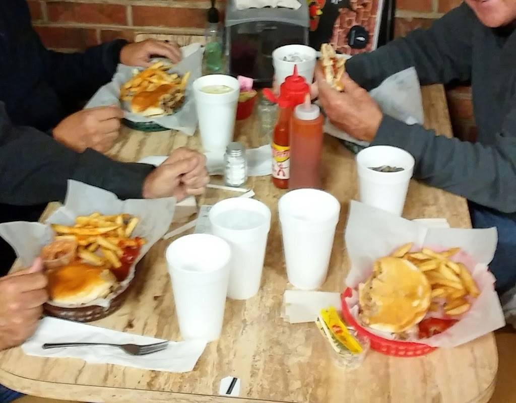 Fat Tracys | restaurant | Forest City, NC 28043, USA | 8282875004 OR +1 828-287-5004